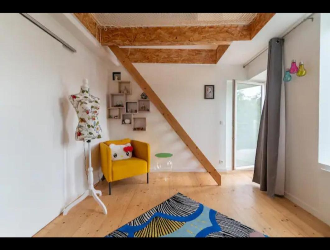 Maison Troglodyte Poitiers Exterior photo